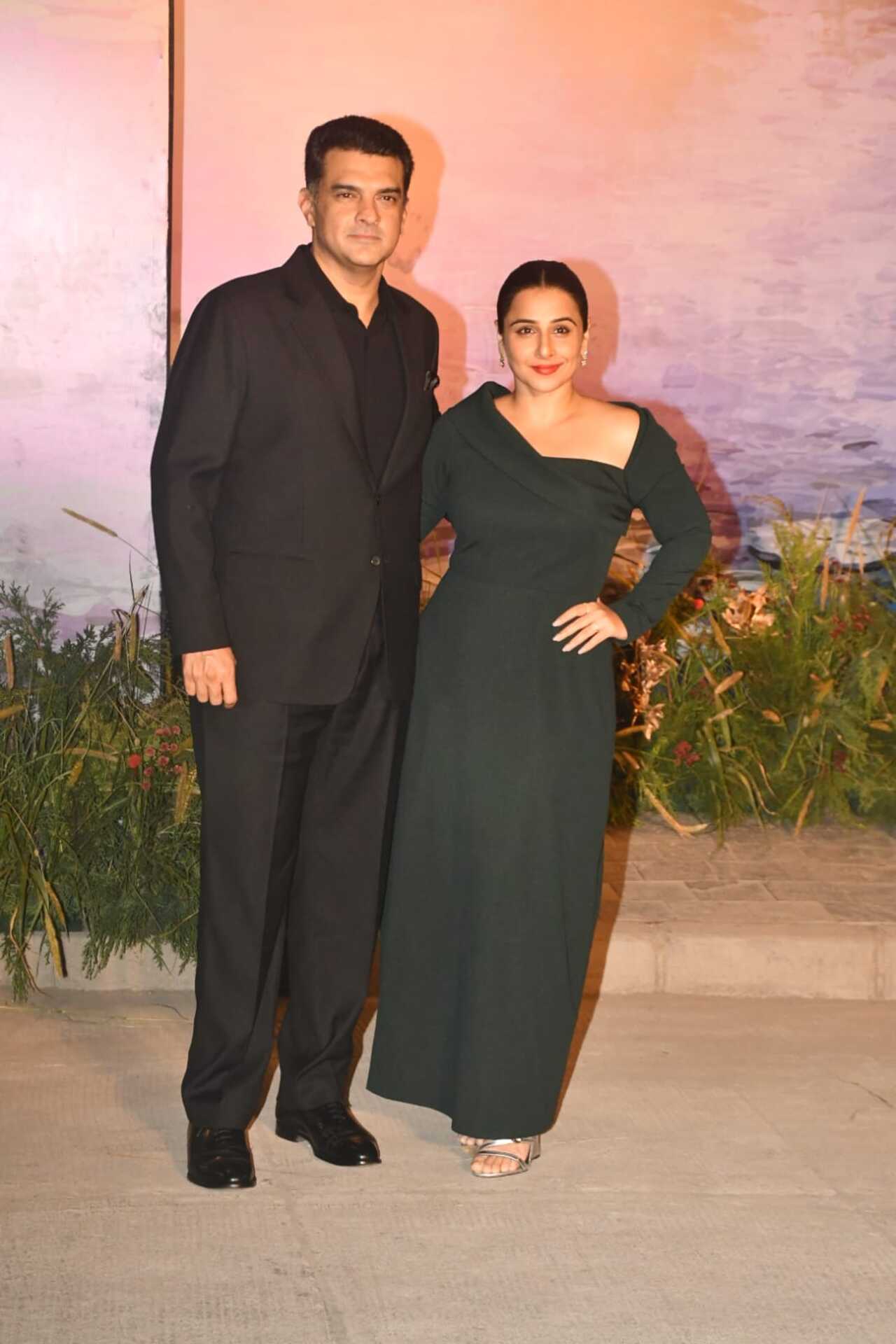 Vidya Balan was spotted with her husband Siddharth Roy Kapur, and the couple twinned in elegant black outfits for the evening.